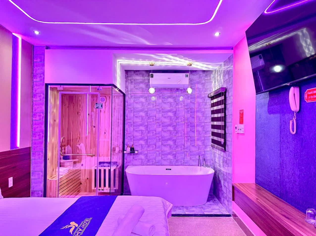 Hotel Khach San Tan Hoang Yen